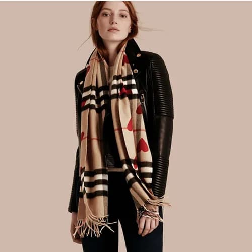 [버버리] 체크 하트 클래식 캐시미어 스카프 bu0005w - Burberry Classi… - 1