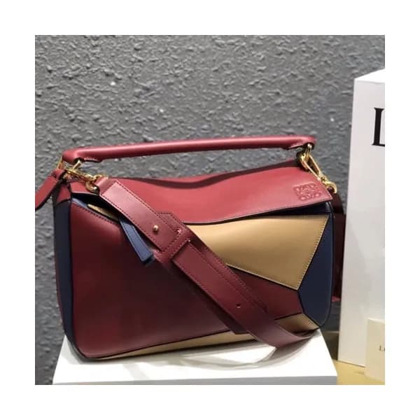 Loewe 2019 Puzzle Medium Shoulder Bag, 29CM - 로에베 … - 1