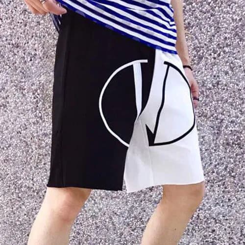 Valentino 2019 Mens Logo Casual Training Half Pant… - 1