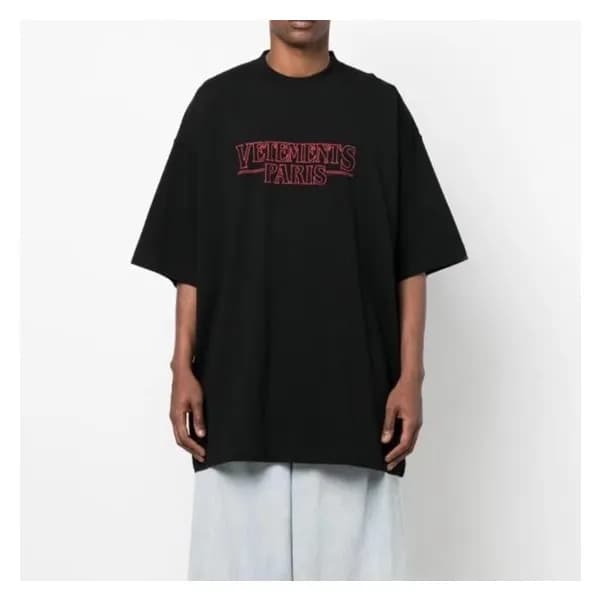 베트멍 남/녀 트렌디 블랙 반팔티 - Vetements Unisex Black Tshirt… - 1