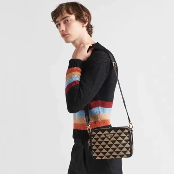 프라다 남성 블랙 메신저백 - Prada Mens Black Shoulder Bag - p… - 1