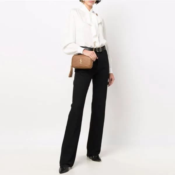 입생로랑 여성 루 미니 카메라 백 - Saint Laurent Womens Lou Mini… - 1