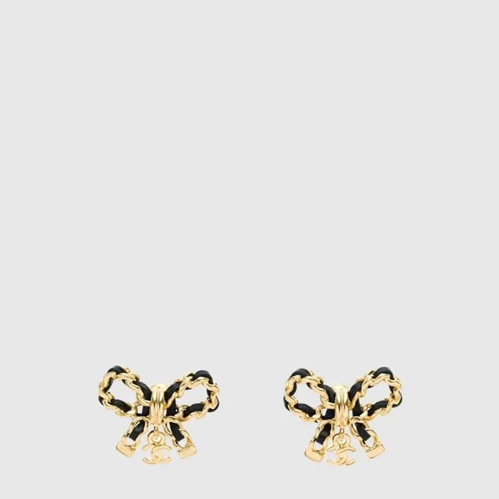 샤넬 여성 메탈 카프스킨 리본 보우 이어링 - Chanel Womens Metal Calf… - 1