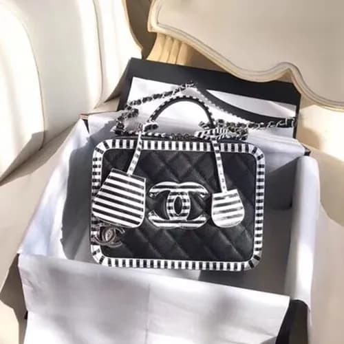Chanel Women Leather Tote Shoulder Bag ,21CM - 샤넬 … - 1