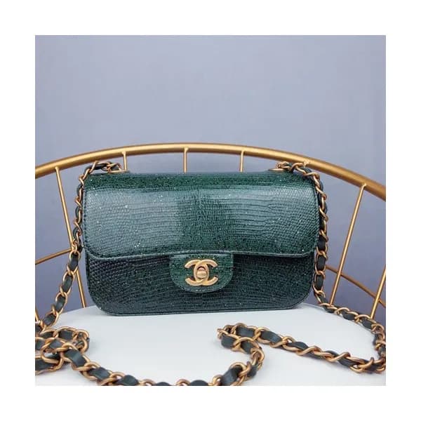 Chanel 2019 Lizard Leather Chain Shoulder Bag - 샤넬… - 1
