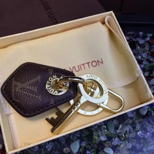 LouisVuitton bag charm-루이비통 키 홀더 Lou0024.2컬러(옐로우 골… - 1