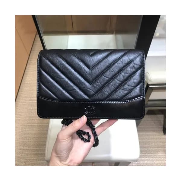 Chanel 2019 WOC Chain Cross Bag,19CM - 샤넬 2019 WOC… - 1