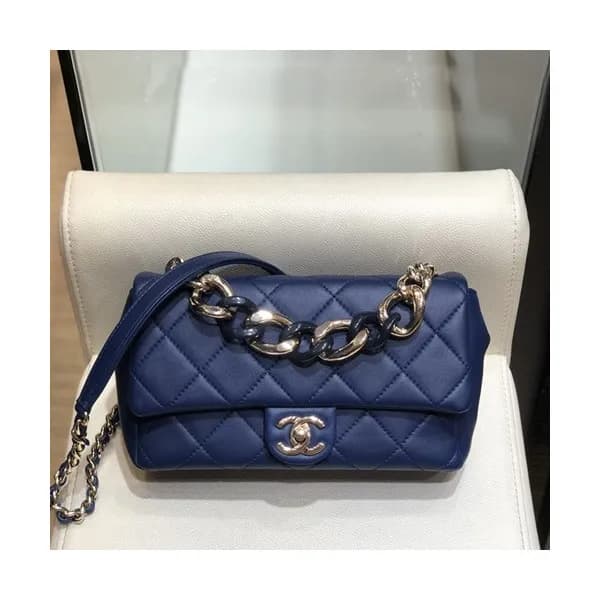 Chanel 2019 Woman Leather Tote Shoulder Bag 24CM -… - 1
