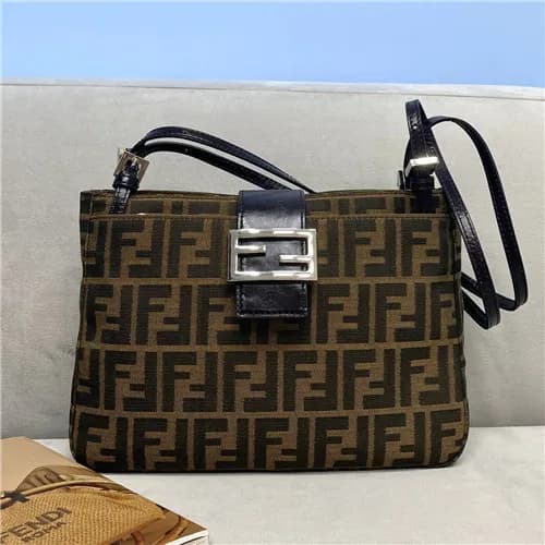 [펜디]Fendi 2021 Women's Fabric Cross Bag,27cm -… - 1