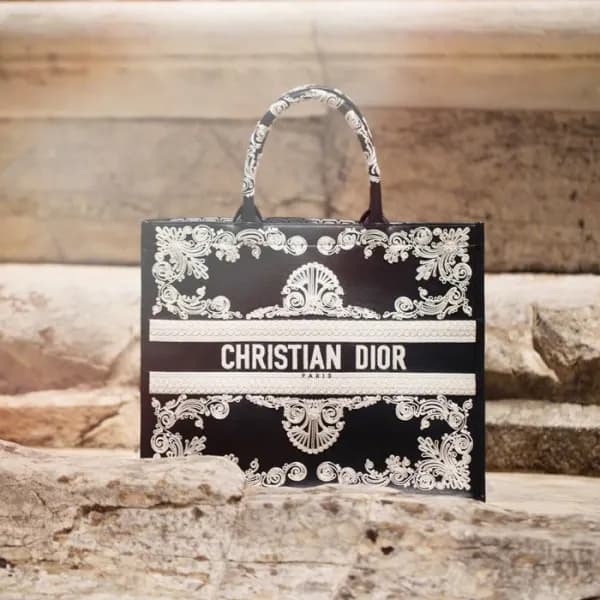 디올 여성 블랙 북토트 - Womens Black Book Tote - dio01850x - 1