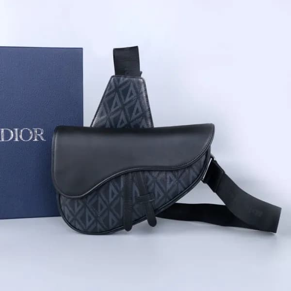 디올 남성 다이아몬드 블랙 새들백 - Mens Black Saddle Bag - dio02… - 1