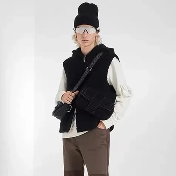 펜디 남성 블랙 베스트 - Fendi Mens Black Vest - fe132x - 1