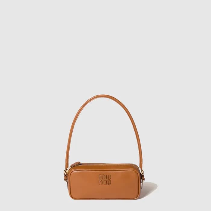 미우미우 여성 가죽 파우치 - Miumiu Womens Leather Pouch - mib… - 1