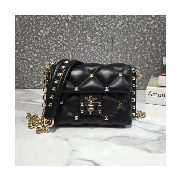 [❤월화수목금토일~ 매일 들고싶은 백 ❤]Valentino 2019 Leather Gara… - 1