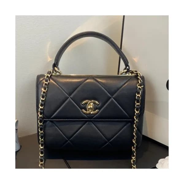 Chanel 2019 Leather Chain Tote Shoulder Bag ,25CM … - 1
