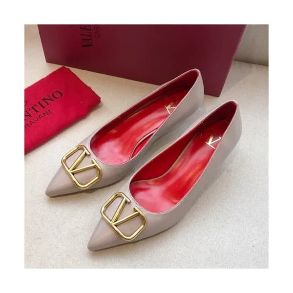 Valentino 2019 Ladies Leather Pumps Middle Heel - … - 1
