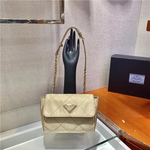 [프라다]Prada 2021 Women's Nylon Cross Bag,18cm,1… - 1