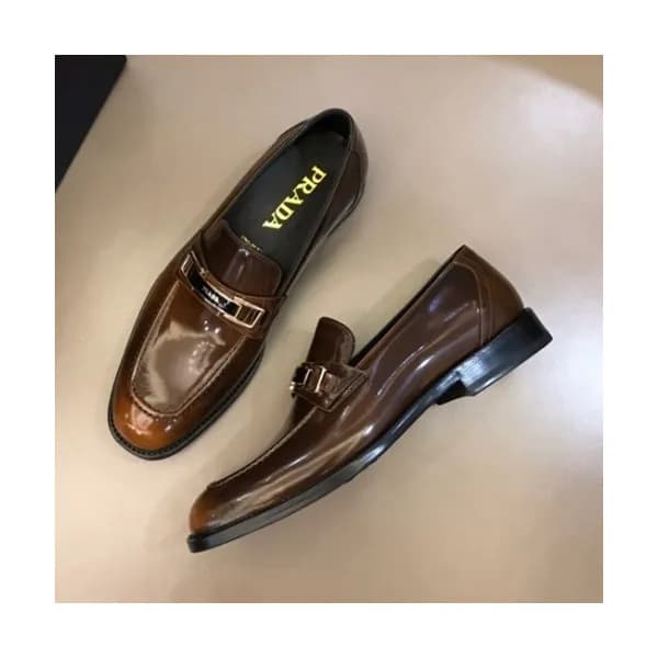 프라다 남성 레더 로퍼 Size(240 - 275) 브라운 - Prada Men'… - 1