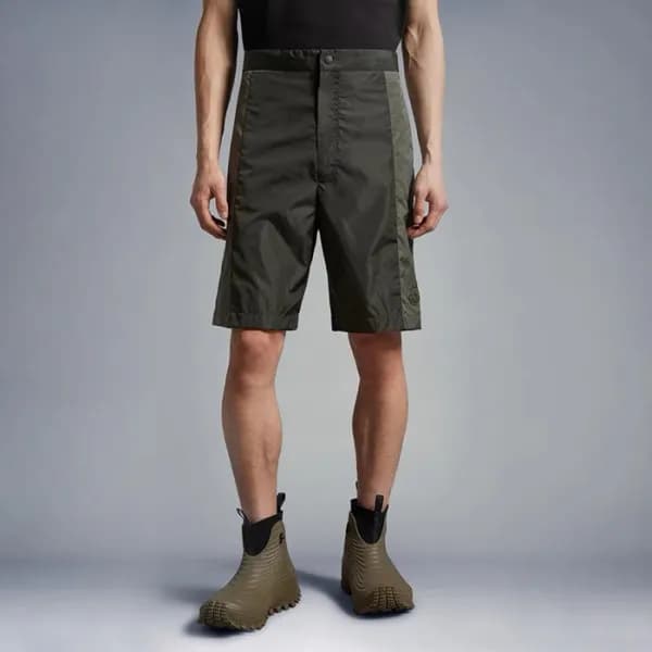 몽클레어 남성 캐쥬얼 카키 반바지 - Moncler Mens Khaki Half-pants… - 1