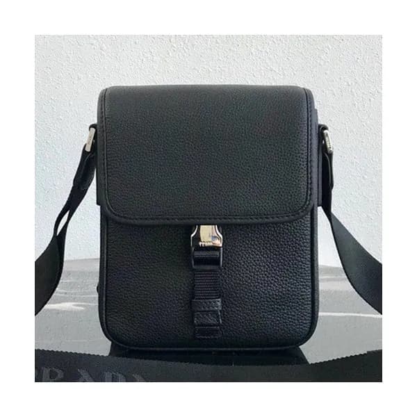 Prada 2019 Leather Messenger Shoulder Bag,22CM - 프… - 1