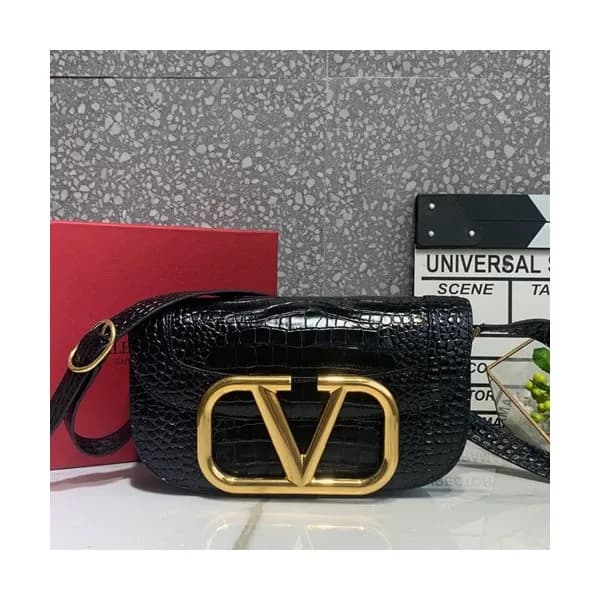 Valentino 2019 Leather Garavani Shoudler Cross Bag… - 1
