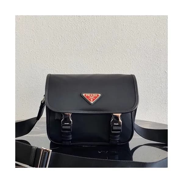 Prada 2020 Nylon Shoulder Bag,22cm - 프라다 2020 남여공용… - 1