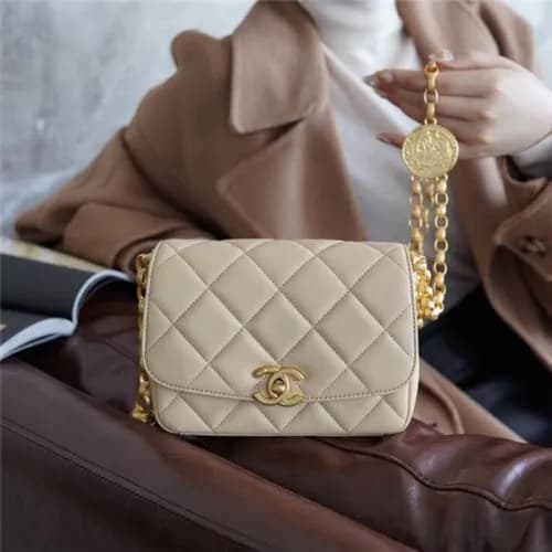 Chanel 2020 Women's Leather Shoulder Bag,14cm … - 1