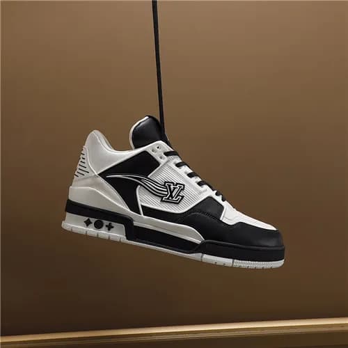 Louis Vuitton 2020 Men's Leather Sneakers - 루이… - 1