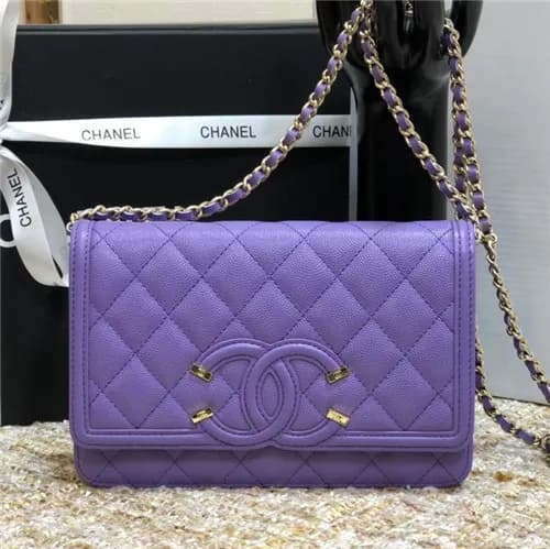 Chanel 2021 Women's Leather Chain Shoulder Bag… - 1