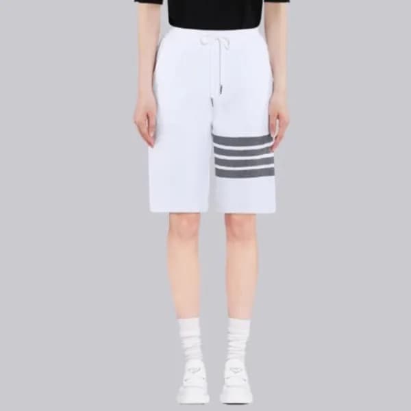 톰브라운 남성 클래식 쇼츠 - Thom Browne Mens Classic Shorts -… - 1
