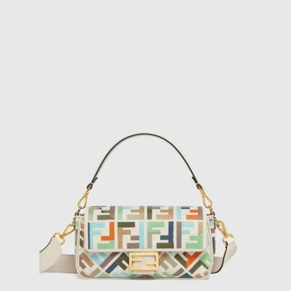 펜디 여성 바게트 백 미듐 - Fendi Womens Baguette Bag Medium … - 1