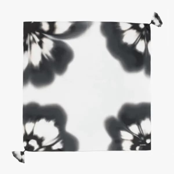 샤넬 여성 스퀘어 스카프 - Chanel Womens Square Scarf - acc76… - 1