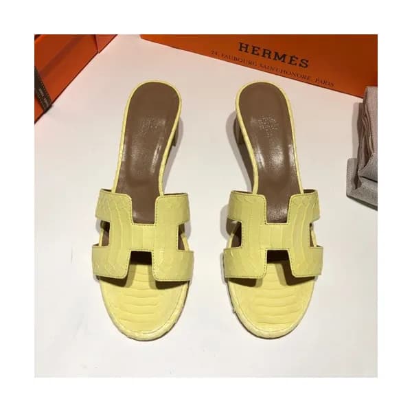 Hermes 2019 Ladies Oasis Leather Middle Heel Slipp… - 1
