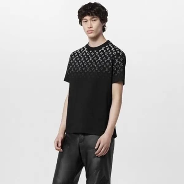 루이비통 남성 블랙 반팔 티셔츠 - Louis vuitton Mens Black Tshir… - 1