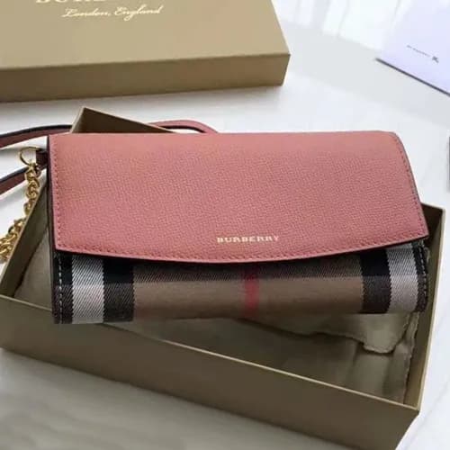 Burberry 2019 Wallet Clutch Chain Shoulder Cross B… - 1