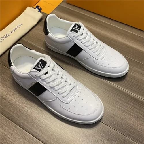 Louis Vuitton 2020 Men's Leather Sneakers - 루이… - 1