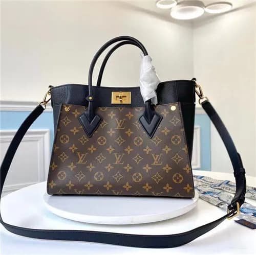 [럭셔리한]Louis Vuitton 2021 Women's Leather Tote … - 1