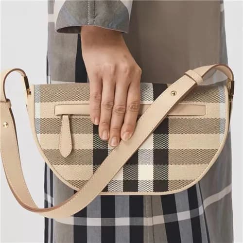 [버버리]Burberry 2021 Women's Canvas Cross Bag,26… - 1