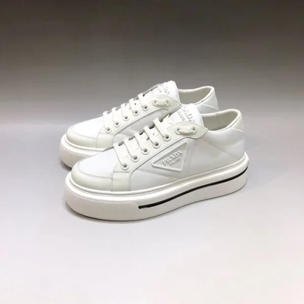 프라다 남성 클래식 화이트 스니커즈 - Mens White Sneakers - pra027… - 1