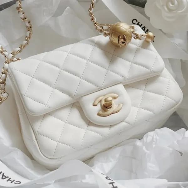 샤넬 여성 화이트 쁘띠삭 - Chanel Womens White CF - ch58x - 1