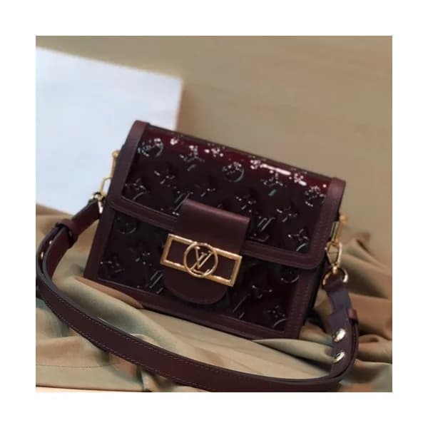 Louis Vuitton 2019 Dauphine Shoulder Bag,20cm - 루이… - 1