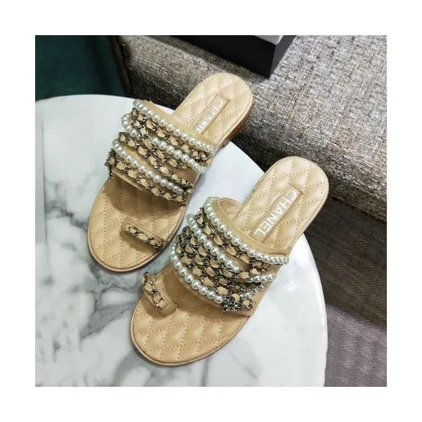 Chanel 2019 Ladies Leather Slipper - 샤넬 2019 여성용 레… - 1