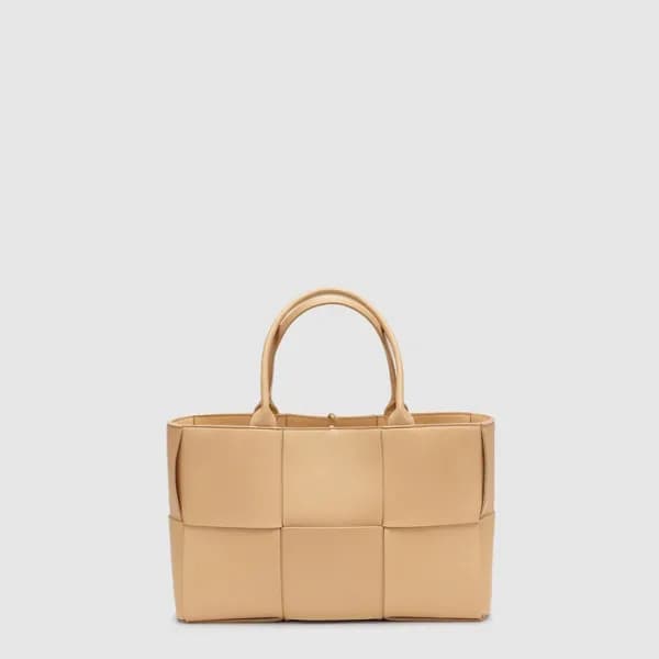 보테가 베네타 여성 아르코 토트 백 - Bottega veneta Womens Arco T… - 1