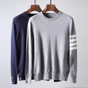 THOM BROWNE V-NECK WOOL CARDIGAN - 톰브라운 남성 울 가디건 T… - 1