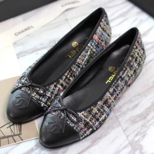 Chanel 2018 Ladies Classic CC Logo Ribbon Tweed Ba… - 1