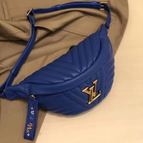 [매장판]Louis Vuitton 2019 Leather BUMBAG,37cm - 루이비통… - 1