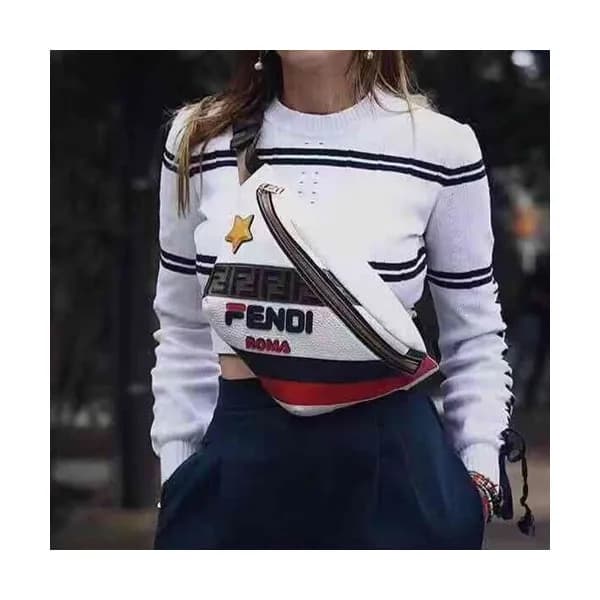 Fendi 2019 Leather Hip Sack ,37CM - 펜디 2019 레더 남여공… - 1