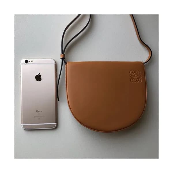 Loewe 2019 Heel Shoulder Bag, 17.5CM - 로에베 2019 힐 … - 1