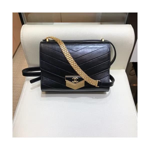 Chanel 2019 Leather Women Small Shoulder Bag,19CM … - 1