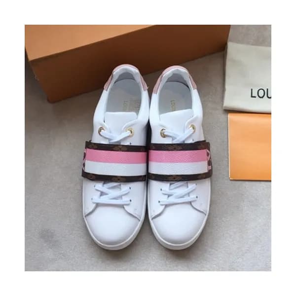 Louis Vuitton 2019 Ladies Leather Sneakers - 루이비통 … - 1
